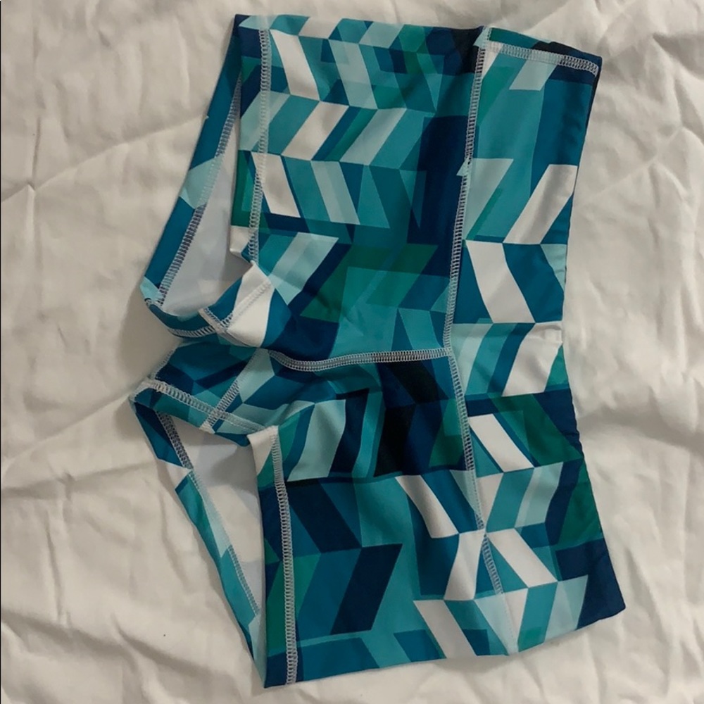 Fleo gym shorts